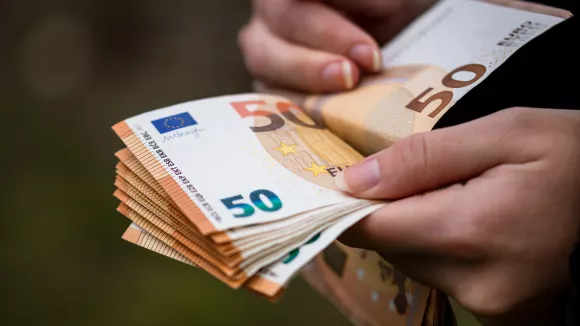 Δώρο Χριστουγέννων στο Δημόσιο: Πότε πληρώνεται - Η ημερομηνία