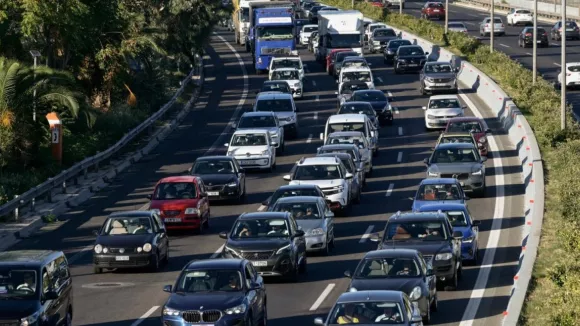 Νέες ρυθμίσεις για ΚΤΕΟ και ηλεκτρικά οχήματα: Τι αλλάζει για εταιρικά και ενοικιαζόμενα ΙΧ