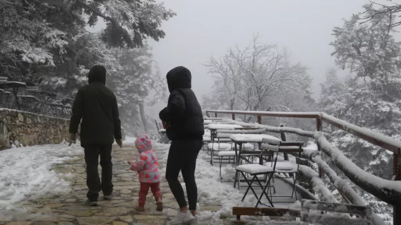 Χειμερινές συνθήκες και βροχές στην Ελλάδα το Σαββατοκύριακο και την 25η Μαρτίου