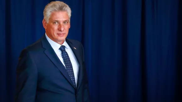 Αντίσταση και Απειλές: Η Κούβα Αντιμετωπίζει την Πίεση του Τραμπ