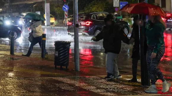 Επικίνδυνες καιρικές συνθήκες: Συναγερμός για την κακοκαιρία Erminio στην Ελλάδα