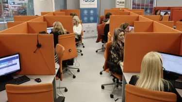 δημόσιοι υπάλληλοι