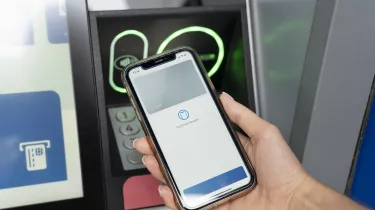 Επίδομα 409 ευρώ κάθε μήνα από τον ΟΠΕΚΑ - Δείτε αν το δικαιούστε