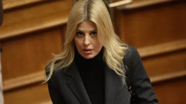 Έλενα Ράπτη