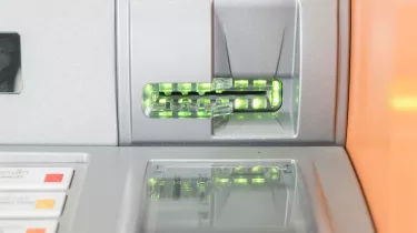 ΟΠΕΚΑ: Επίδομα που φτάνει έως 3.500 ευρώ - Πώς θα το πάρετε