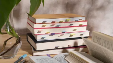 Τι σημαίνει η λέξη «ανώμοτος»