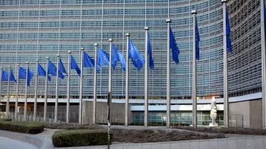 Ευρωπαϊκό «ΑΣΕΠ»: 1.230 προσλήψεις με μισθό άνω των 8.600 ευρώ