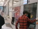Παρέμβαση Ρουβίκωνα στα κεντρικά γραφεία της ΔΕΗ