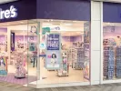 Προσλήψεις στα καταστήματα Claire's
