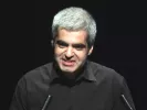 Συνελήφθη ο πολυβραβευμένος συγγραφέας παιδικών βιβλίων Βασίλης Παπαθεοδώρου για παιδική πορνογραφία