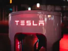 Νέες θέσεις εργασίας στην Tesla