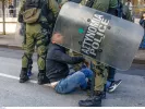 Ένταση μεταξύ ΜΑΤ και Ρομά εξαιτίας του πυροβολισμού 16χρονου από αστυνομικό