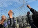 Προσφυγικό, ελευθερία των ΜΜΕ και ρατσισμός οι αναφορές του HRW για την Ελλάδα