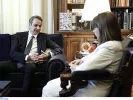 Τη διάλυση της Βουλής και την προκήρυξη των εκλογών εισηγείται αυτήν την ώρα στην Πρόεδρο της Δημοκρατίας, ο πρωθυπουργός Κυριάκος Μητσοτάκης