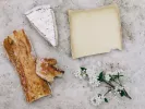 tiri-tyri-cheese-votana-herbs-2.jpg