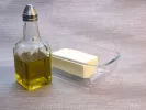 butter-vs-olive-oil.jpeg