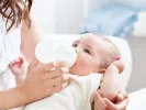 Ένα μοναδικό σύνολο αντισωμάτων μεταβιβάζει κάθε μητέρα στο μωρό μέσα από το μητρικό γάλα