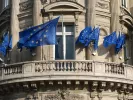 200 διοικητικοί υπάλληλοι στο Γραφείο Διανοητικής Ιδιοκτησίας