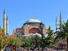 Συναγερμός για την Αγιά Σοφιά: «Κινδυνεύει να καταρρεύσει, πρέπει να κλείσει» - Τι λέει τούρκος ιστορικός