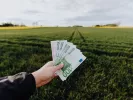 αγρότης - χρήματα 