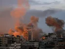 Λιμός στη Λωρίδα της Γάζας, οι βομβαρδισμοί του Ισραήλ συνεχίζονται, εν αναμονή ψηφοφορίας στον ΟΗΕ
