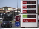 Την «ανιούσα» παίρνει πάλι η τιμή της βενζίνης - Κοντά στα 2 ευρώ το λίτρο