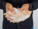 ΟΠΕΚΑ: Πότε «πάνε ταμείο» οι δικαιούχοι 17 προνοιακών επιδομάτων 