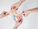 e-ΕΦΚΑ: Πότε πληρώνονται οι αυξημένες προσυνταξιοδοτικές παροχές