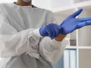 ΕΟΦ: Ανακαλούνται γάντια μίας χρήσης