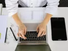 Θέσεις εργασίας και προσλήψεις