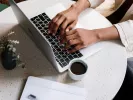 Θέσεις εργασίας και προσλήψεις