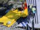 ΕΚΔΗΛΩΣΗ ΜΝΗΜΗΣ ΣΤΟ ΣΗΜΕΙΟ ΤΟΥ ΣΙΔΗΡΟΔΡΟΜΙΚΟΥ ΔΥΣΤΥΧΗΜΑΤΟΣ ΤΩΝ ΤΕΜΠΩΝ ΑΠΟ ΚΑΤΟΙΚΟΥΣ ΚΑΙ ΜΑΘΗΤΕΣ ΣΧΟΛΕΙΩΝ ΑΠΟ ΤΟΥΣ ΓΟΝΟΥΣ ΛΑΡΙΣΑΣ