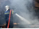 Πειραιά: Συναγερμός για φωτιά σε κτήριο