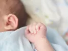 Πάτρα: Βρέφος διαγνώστηκε με μηνιγγίτιδα – Νοσηλεύεται στο Καραμανδάνειο 