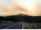 Φωτιά στη Χίο: Βελτιωμένη η εικόνα - Ολονύχτια μάχη με τις αναζωπυρώσεις