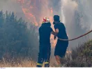 Αττική: Πυρκαγιά τώρα στον Μαραθώνα - Ήχησε το 112