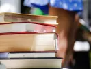Τι σημαίνει η λέξη «συμπαρομαρτούντα»