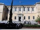 Δημόσιο: Πόσο πιθανή είναι η επιστροφή 13ου και 14ου μισθού
