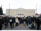 Δημόσιο: Απεργιακό «μπλακ άουτ» σήμερα - Τι ισχύει για τα ΜΜΜ