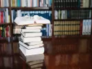ΔΥΠΑ: Voucher για δωρεάν βιβλία - Πώς θα το πάρετε