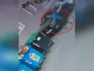 «Τώρα θα δείτε τι θα πάθετε»: Η στιγμή που 59χρονος σημαδεύει με όπλο υπάλληλο καθαριότητας (βίντεο)