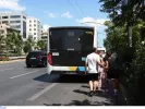 Σοβαρό τροχαίο στη Συγγρού: Λεωφορείο συγκρούστηκε με γερανό (εικόνες)