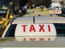 Οδηγός ταξί απείλησε με μαχαίρι συνάδελφό του για μία κούρσα