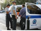Τροχαίο στη Γλυφάδα: Γερανός έπεσε πάνω σε κατάστημα