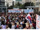 Απεργία: Λαοθάλασσα στο κέντρο της Αθήνας - Ξεκίνησαν οι συγκεντρώσεις (εικόνες)