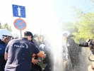 Επίσκεψη Μητσοτάκη στο «Αττικόν»: Επεισόδια μεταξύ αστυνομίας και εργαζομένων
