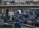 Αττική: Ασφυκτική κίνηση - Ουρές χιλιομέτρων και 25λεπτες καθυστερήσεις