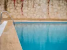 Ρόδος: 3χρονο κοριτσάκι διασωληνωμένο σε κρίσιμη κατάσταση - Έπεσε μέσα σε πισίνα