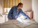 Το λάθος που κάνουμε όταν στρώνουμε το κρεβάτι κάθε πρωί