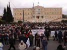 Συνταξιούχοι: «Επικοινωνιακή κοροϊδία τα 300 ευρώ» - Συγκέντρωση αύριο